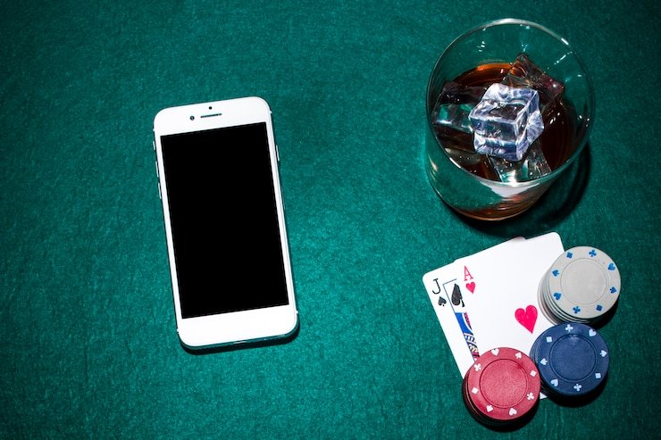 j250 Game rooms
